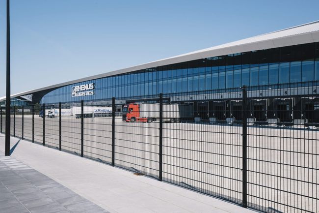 Perimeter of leading Rhenus distribution center secured by Heras